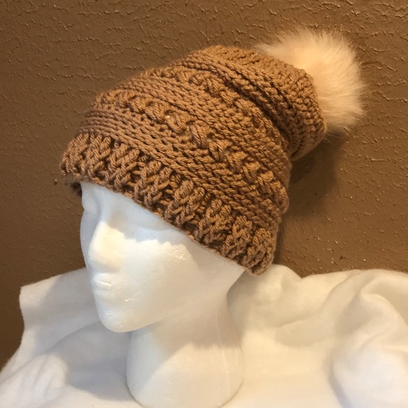 Hand Crocheted Slouchy Hat/Faux Fur Pom Pom - Picture 2 of 8